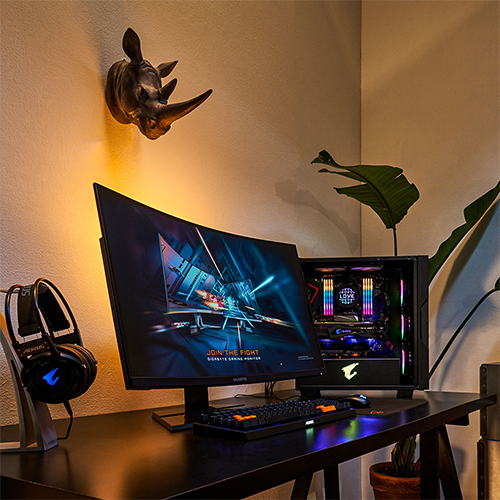 რკალური მონიტორი - Gigabyte G32QC - 31.5 Inch / 2K / VA / 165 Hz / 1 Ms