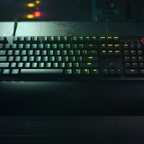 მექანიკური კლავიატურა - Razer Huntsman V2 RGB 108key Purple Switch RU Black